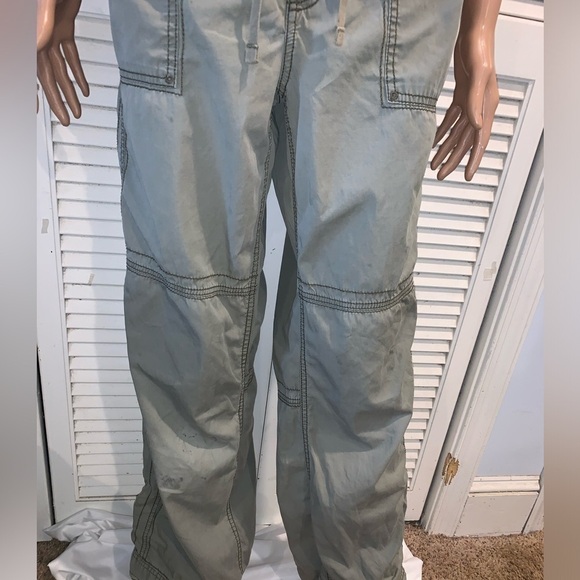 Gap women's Utility Gorp Core Mid Rise Straight Leg pants - Picture 10 of 13